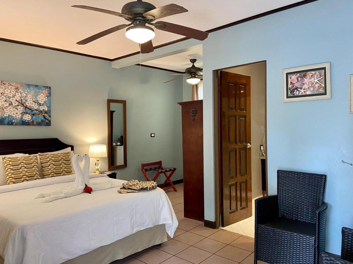 Espadilla Gardens Hotel Manuel Antonio