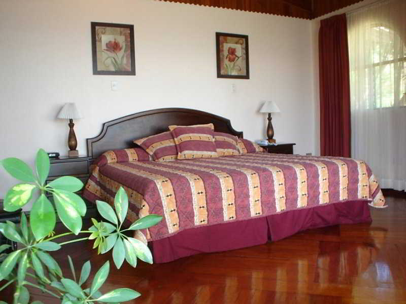 Hotel La Catalina & 3*