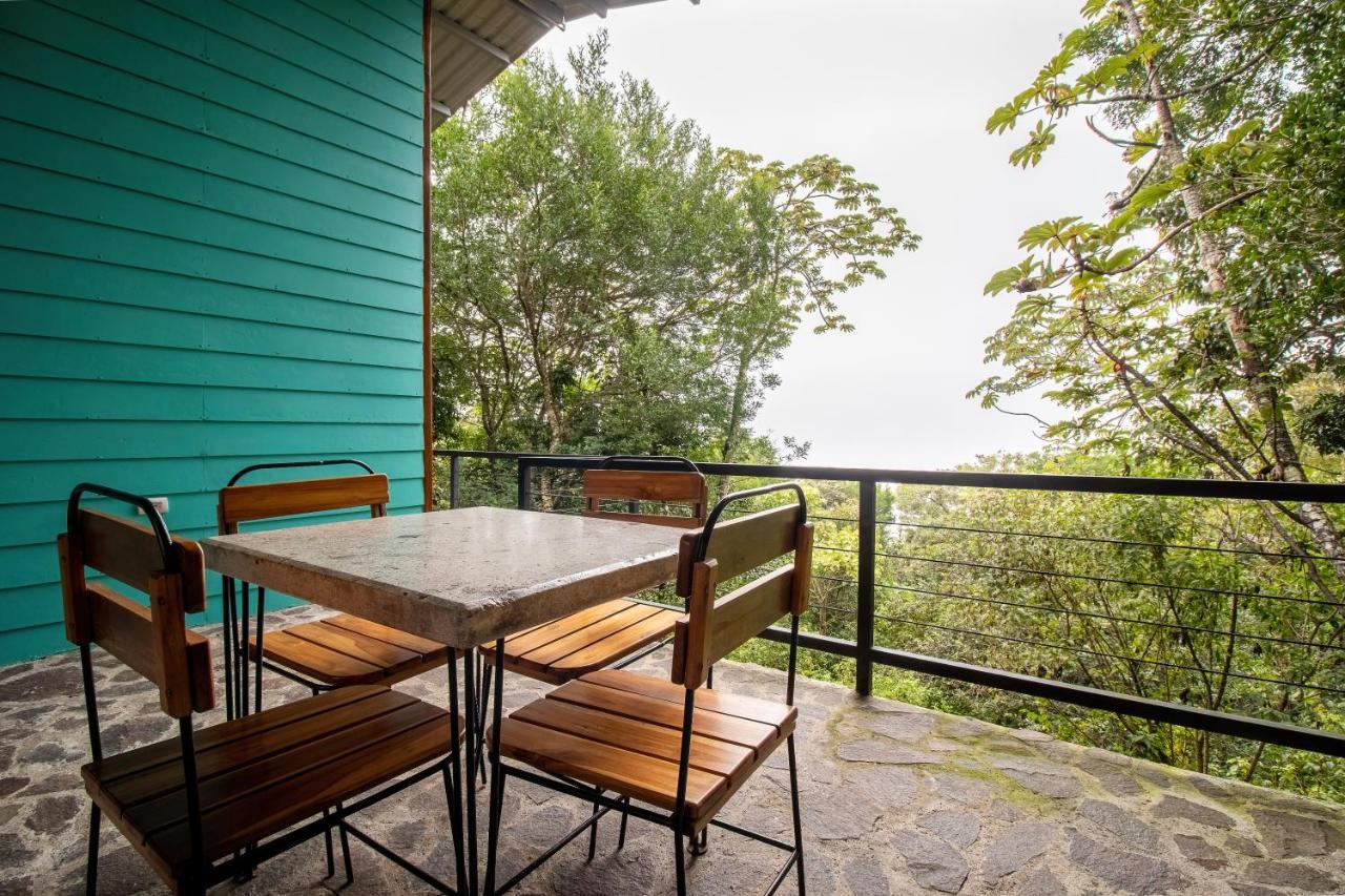 Above The Gulf, * Monteverde