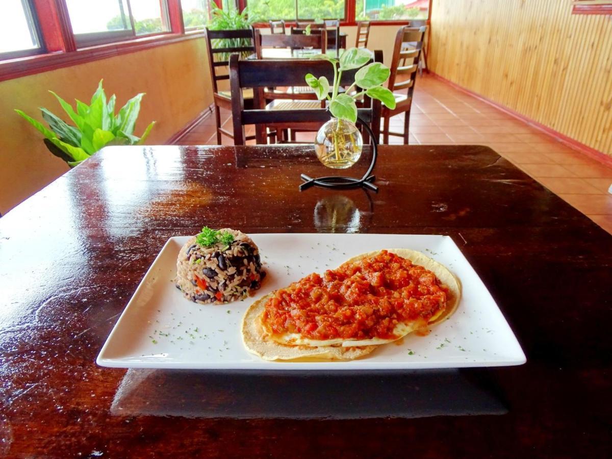 Miztli & Adventure Hotel Monteverde
