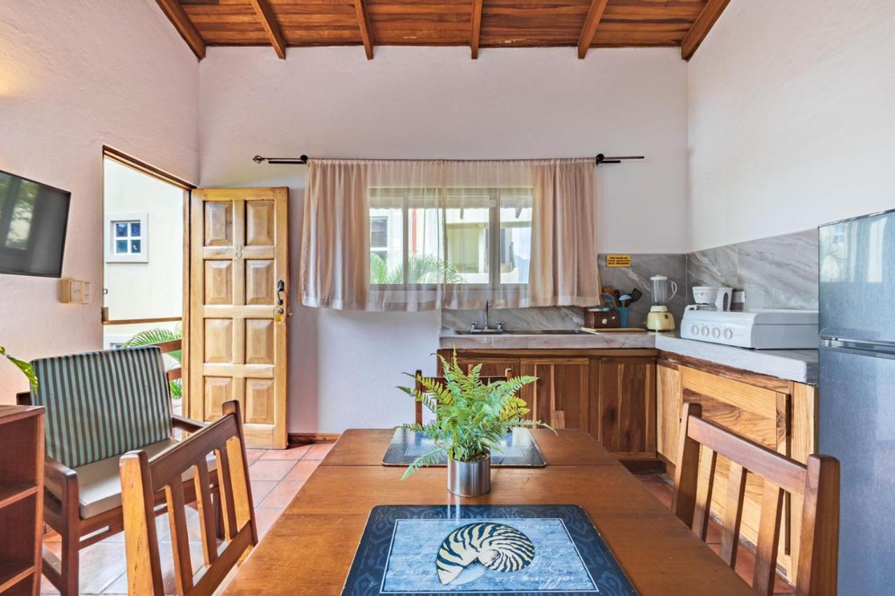 Hotel Ola Bonita Beachfront 3*