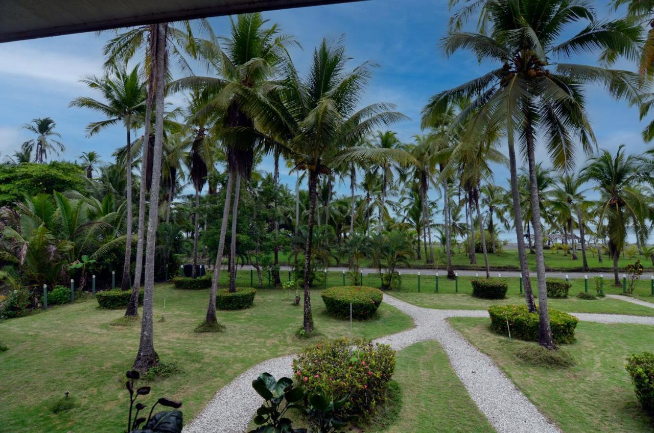 Cocomar Beachfront Hotel