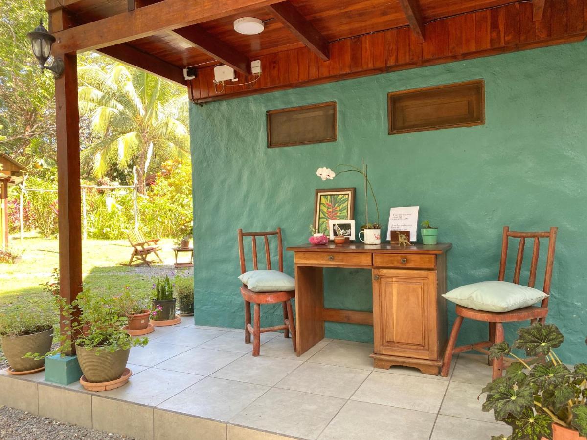 Casa Colores Montezuma