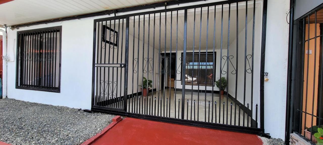 Holiday home Panda House *