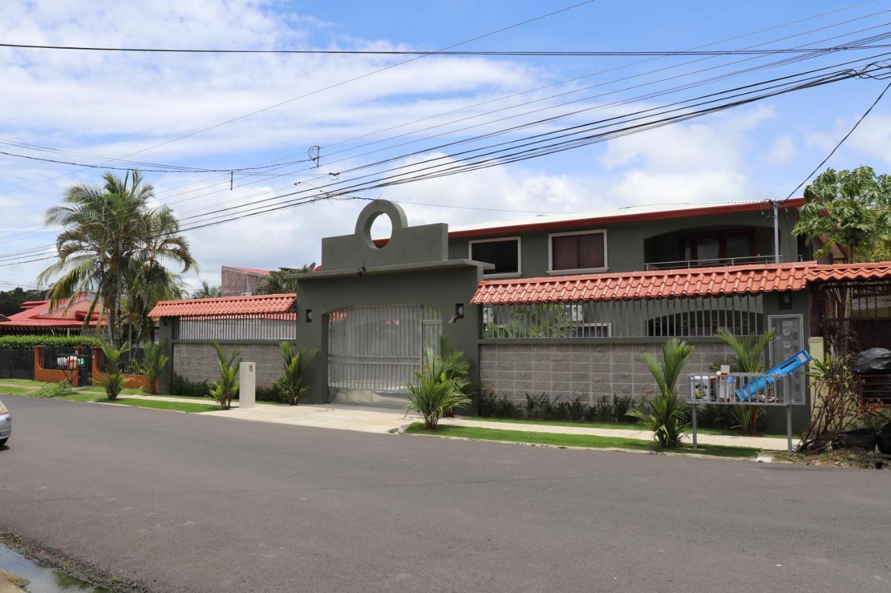 12b Sol Quadplex Apartment *