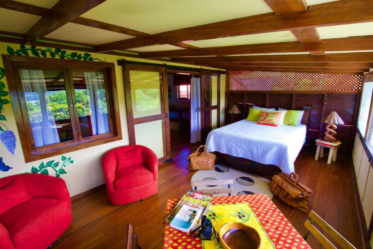 Toucan Lane And Restaurant Hotel *