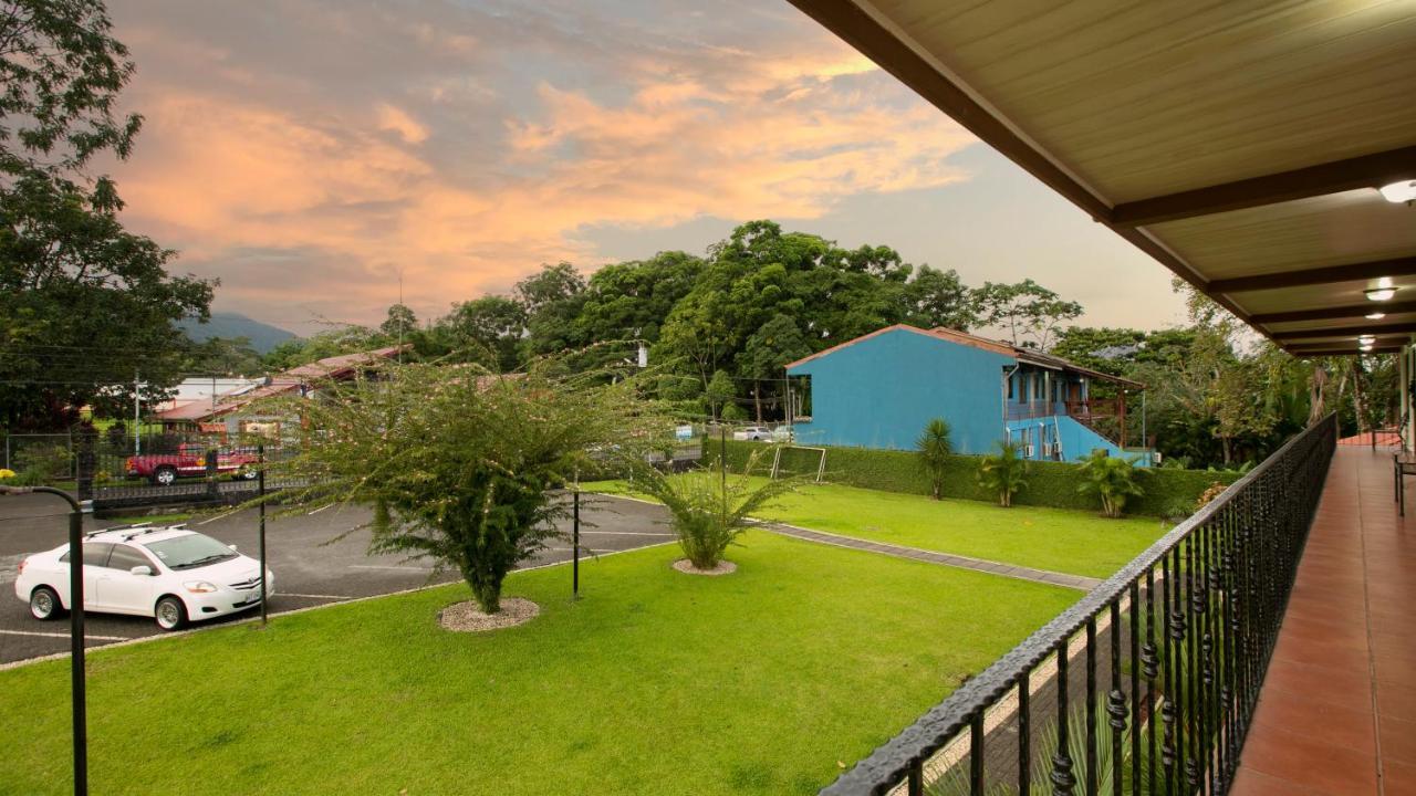 Condo's Vista Al Volcan Aparthotel La Fortuna