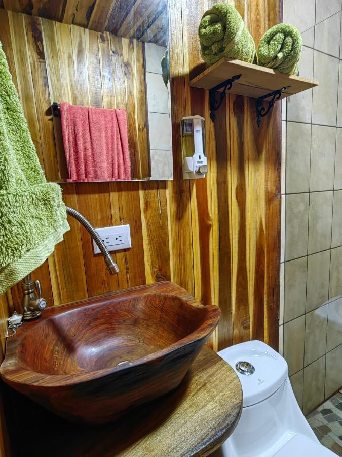Onca Tours & Treehouses Katira