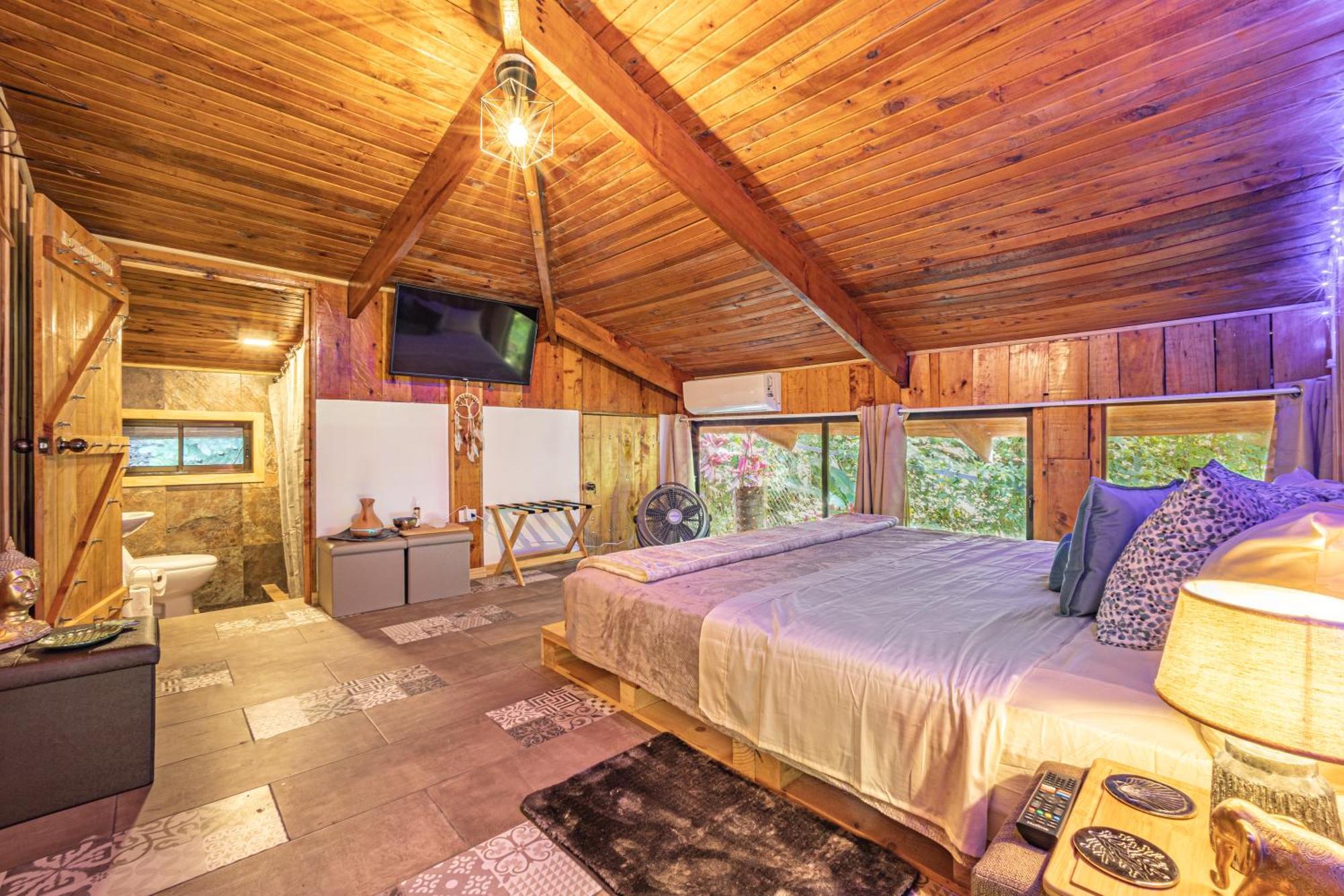 Wanderlust Villa *
