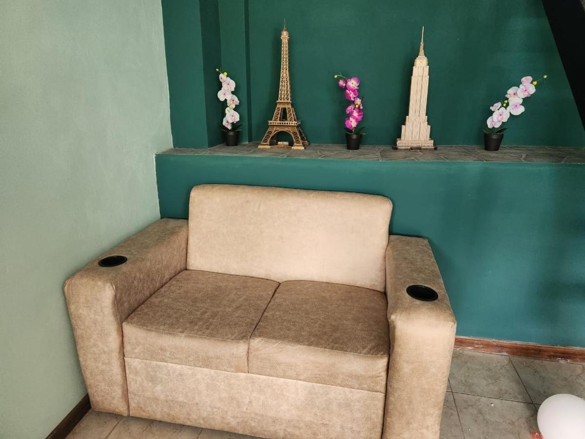 Sl Guest house