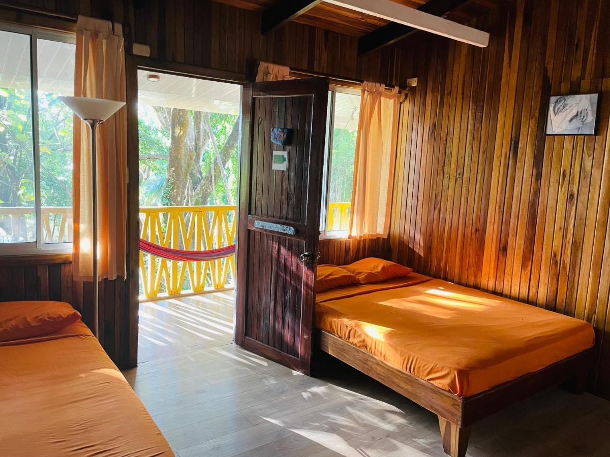 Hotel Aurora * Montezuma