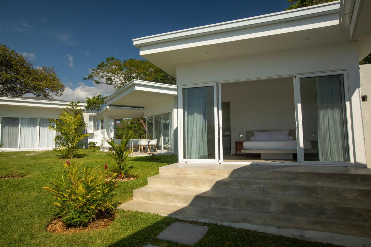 Adeluna Luxury Montezuma