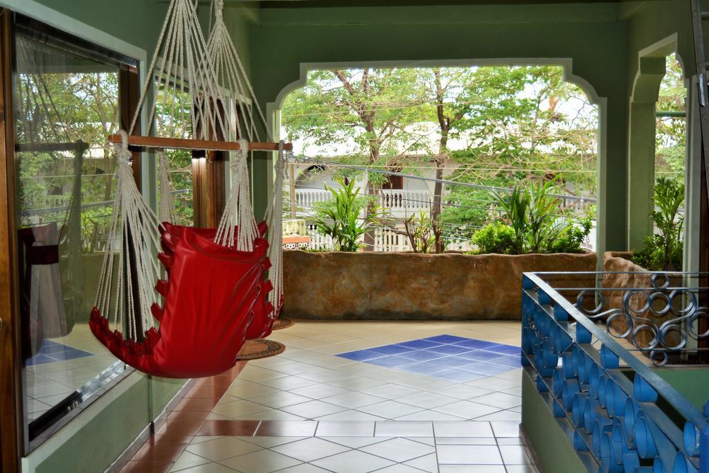 Tamarindo Hostel Resort *