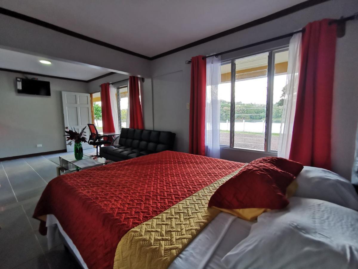Puerto San Luis Hotel *
