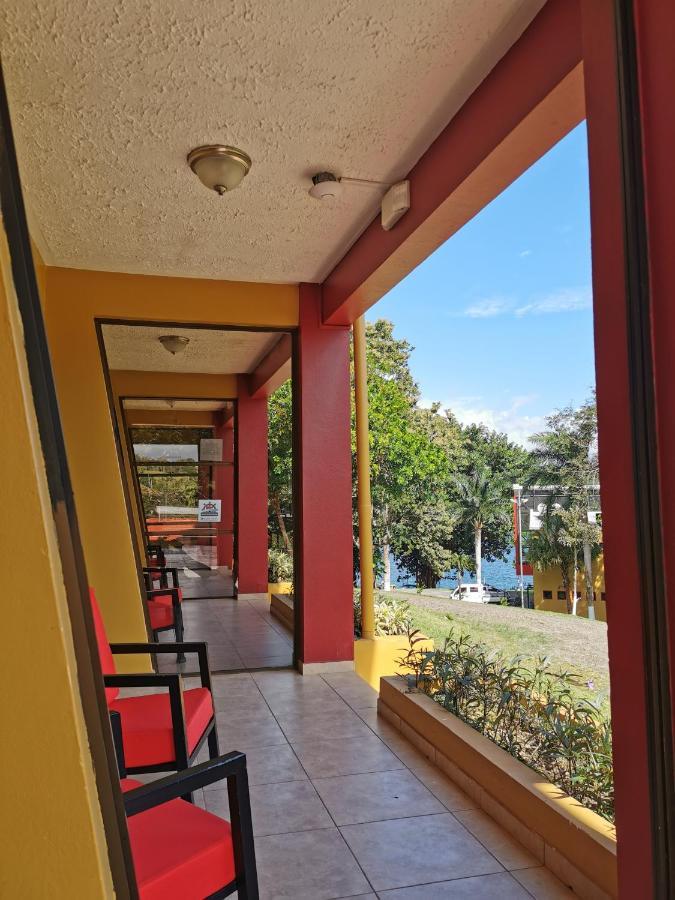 Puerto San Luis Hotel *