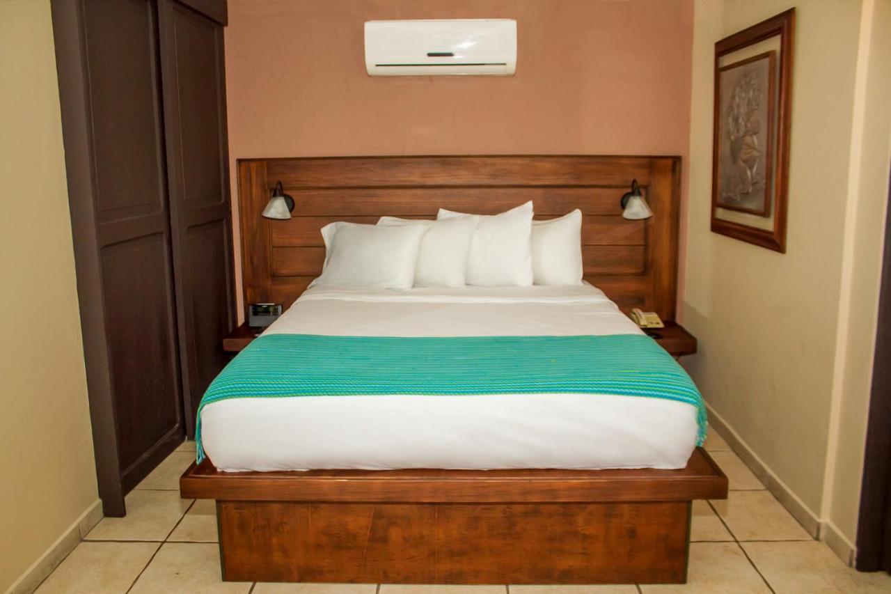 La Riviera Hotel San Antonio De Belen