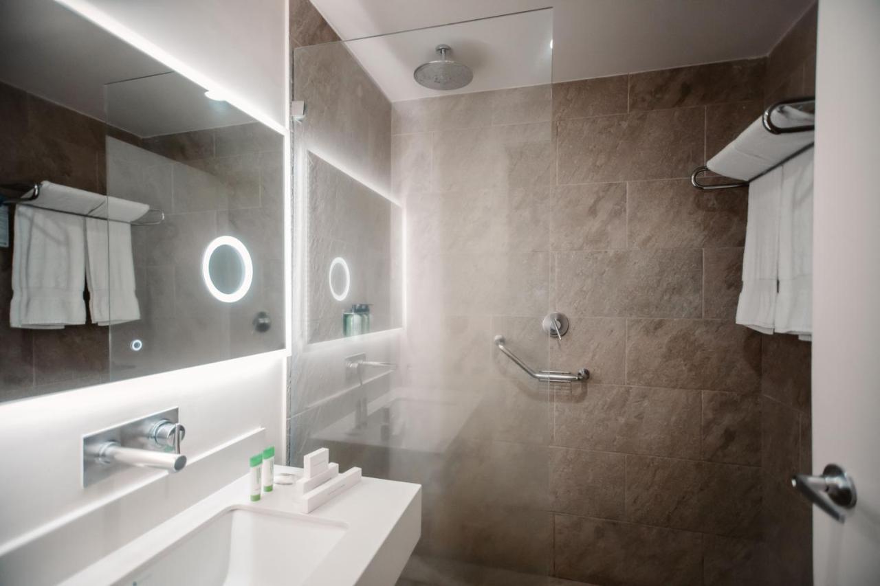 Hotel Wyndham 4*