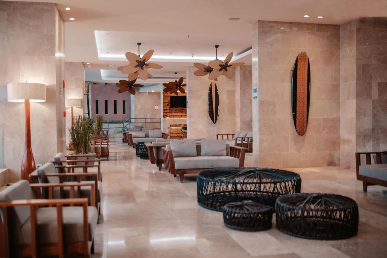 Wyndham Hotel