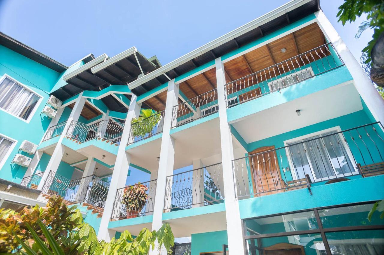 Hotel The Blue & La Fortuna