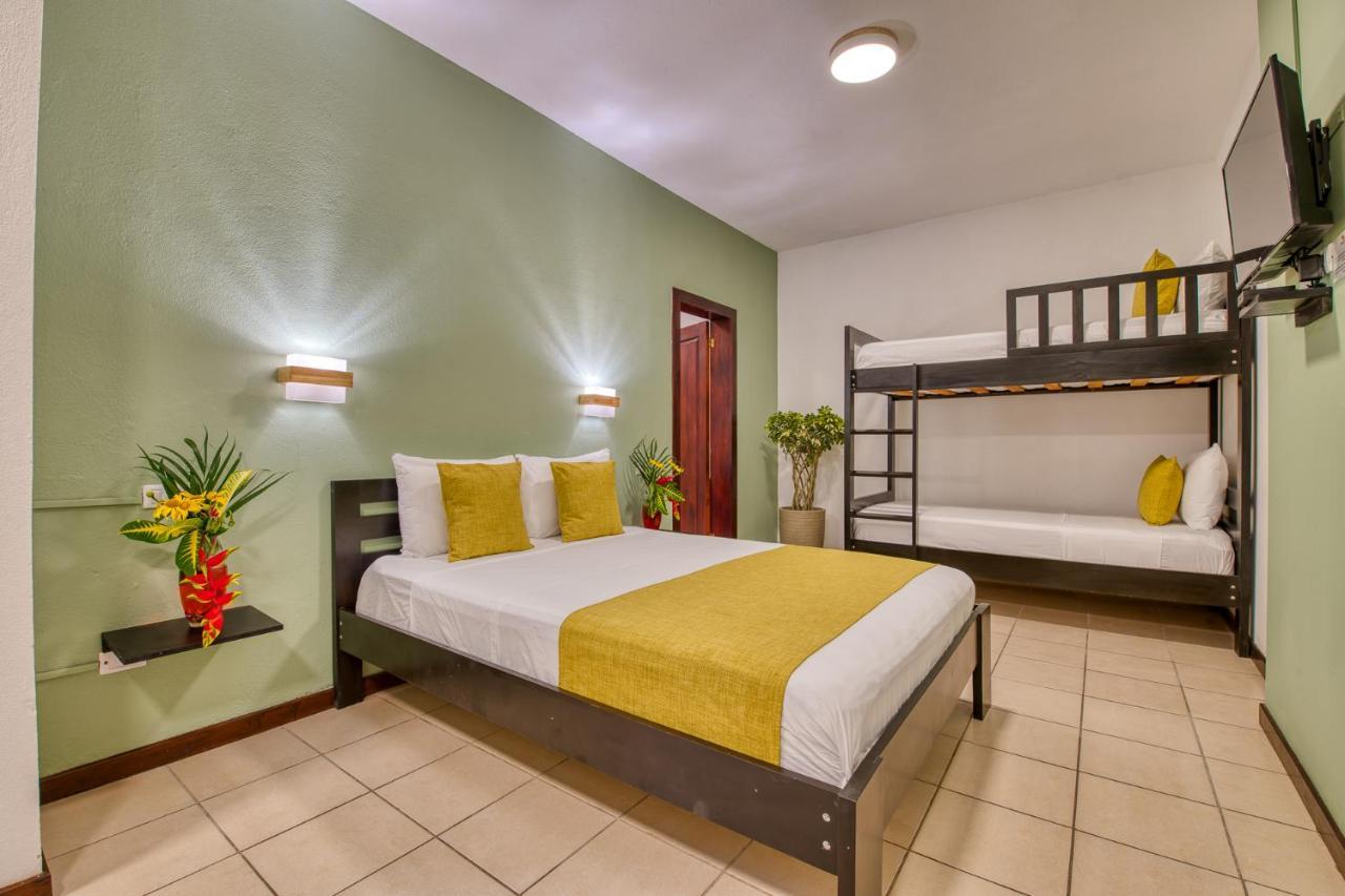 Hotel Terrazas Del Caribe