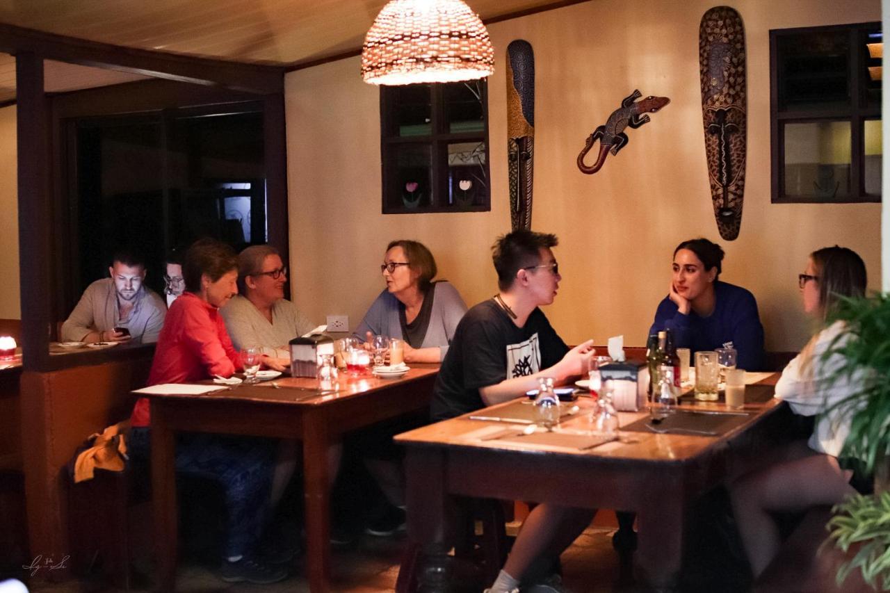 Lodge Essence Arenal & Yoga *