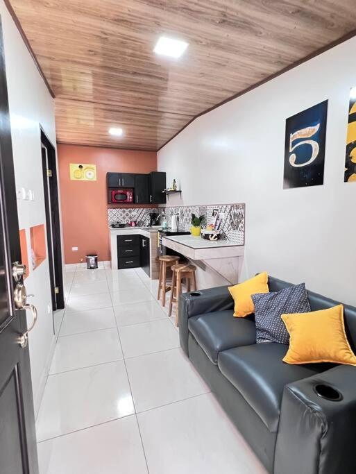 Mokenplacea/c Apartment *