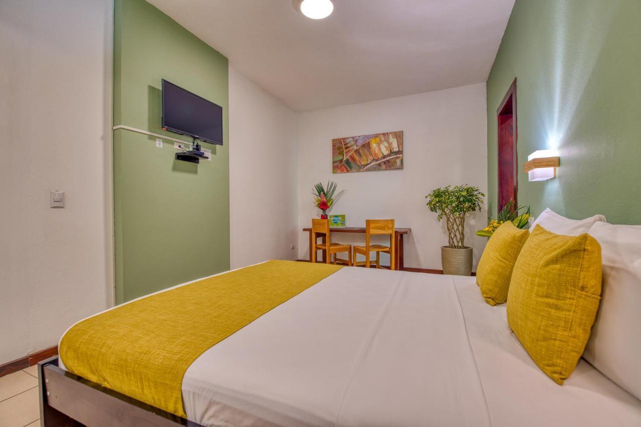 Terrazas Del Caribe Hotel