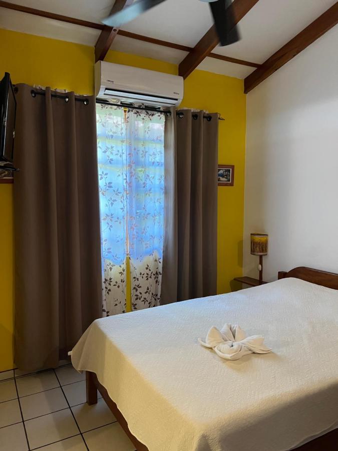 Hotel Cabinas El Colibri 3*