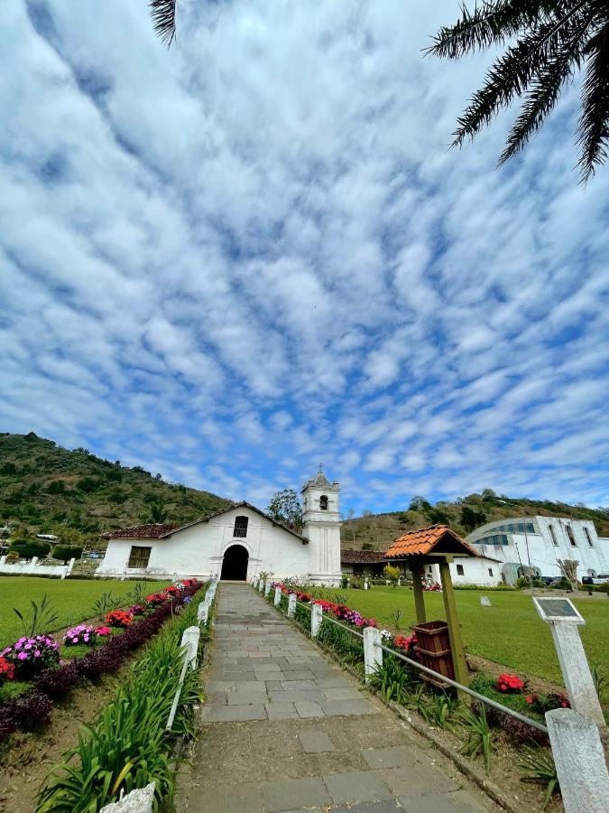Dreams Orosi
