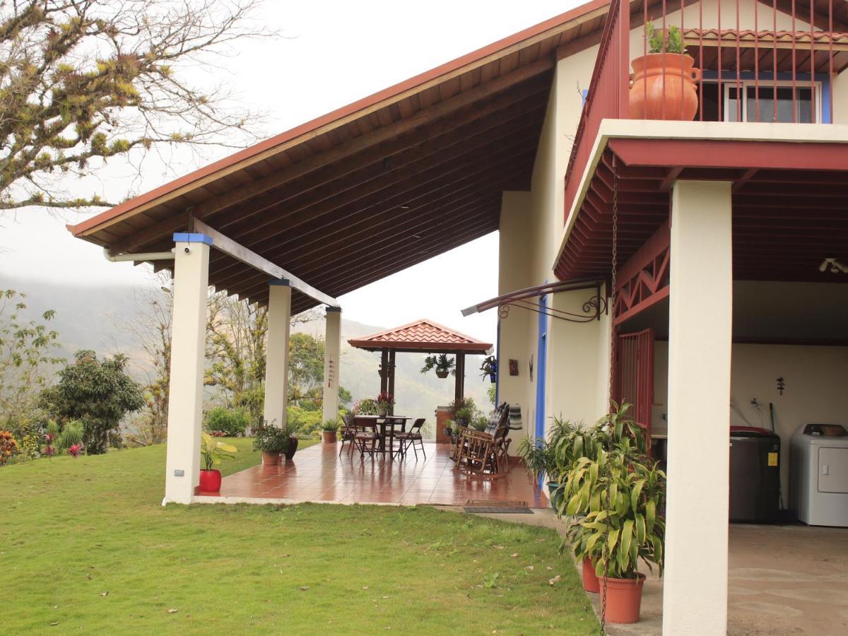 Country house Casa Bartzis, Close To And Tapanti National Park