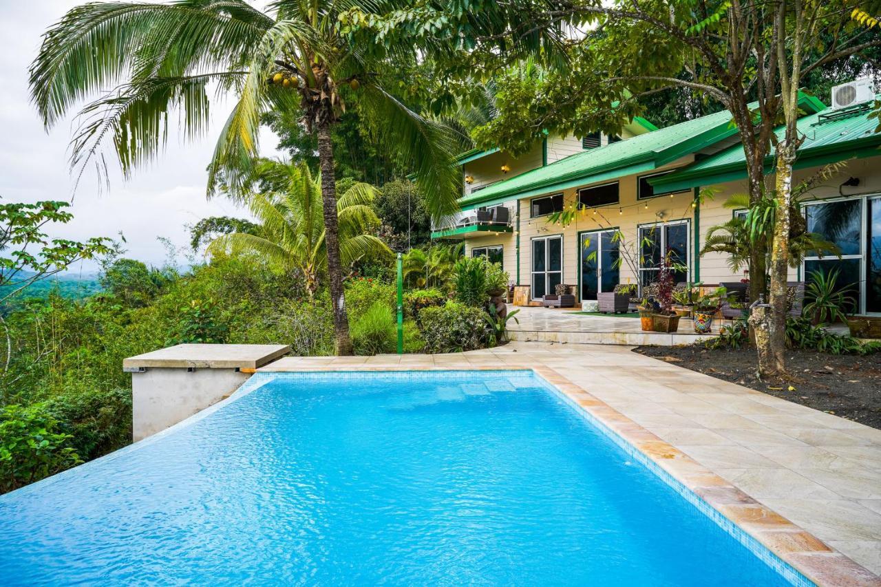Jungle Jewel Holiday home