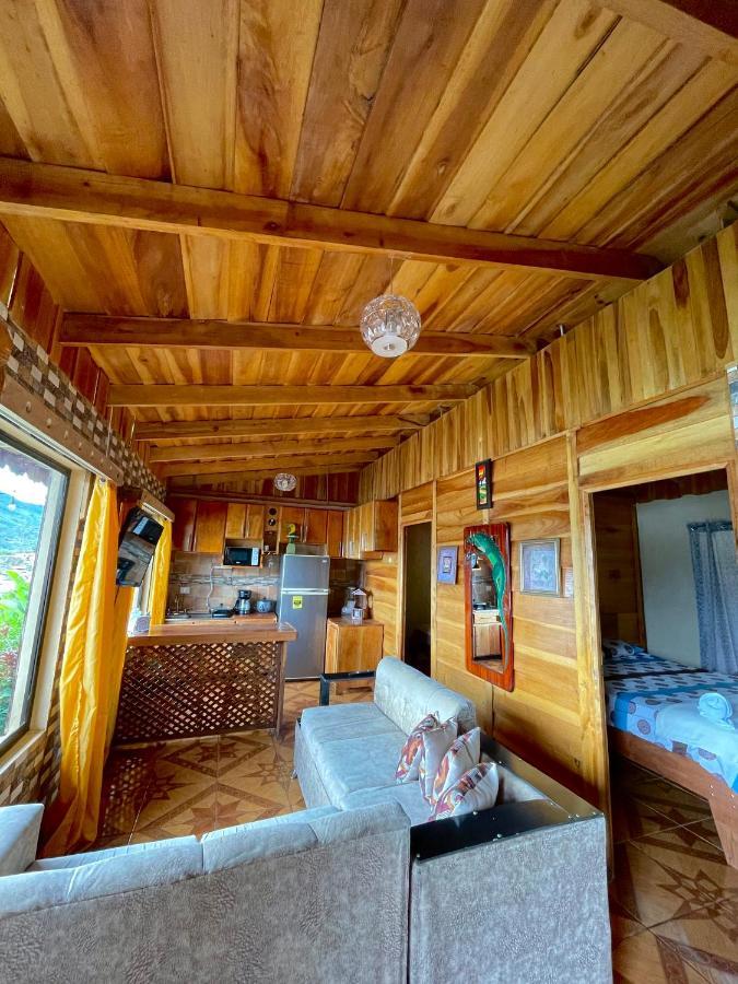 Guest house Dreams Orosi