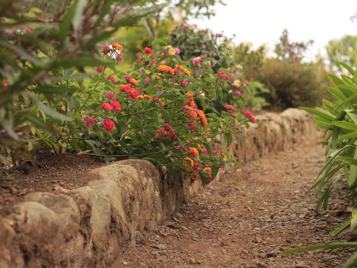 Casa Bartzis, Close To And Tapanti National Park Country house Orosi