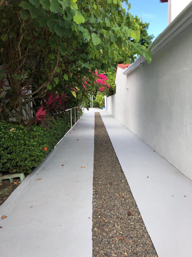 Bed & Breakfast La Perlita 2*