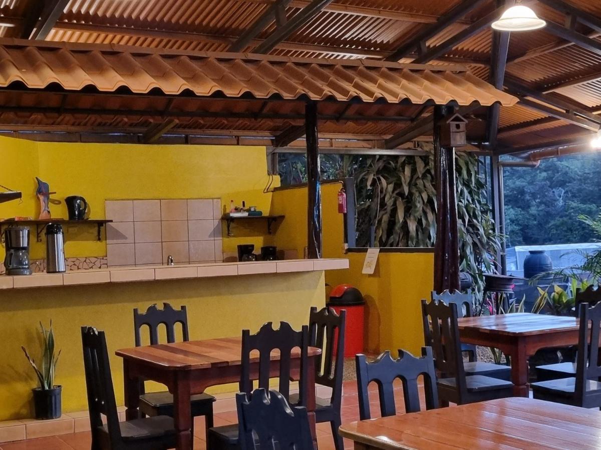 Cabinas Pura Vida Tour Operator