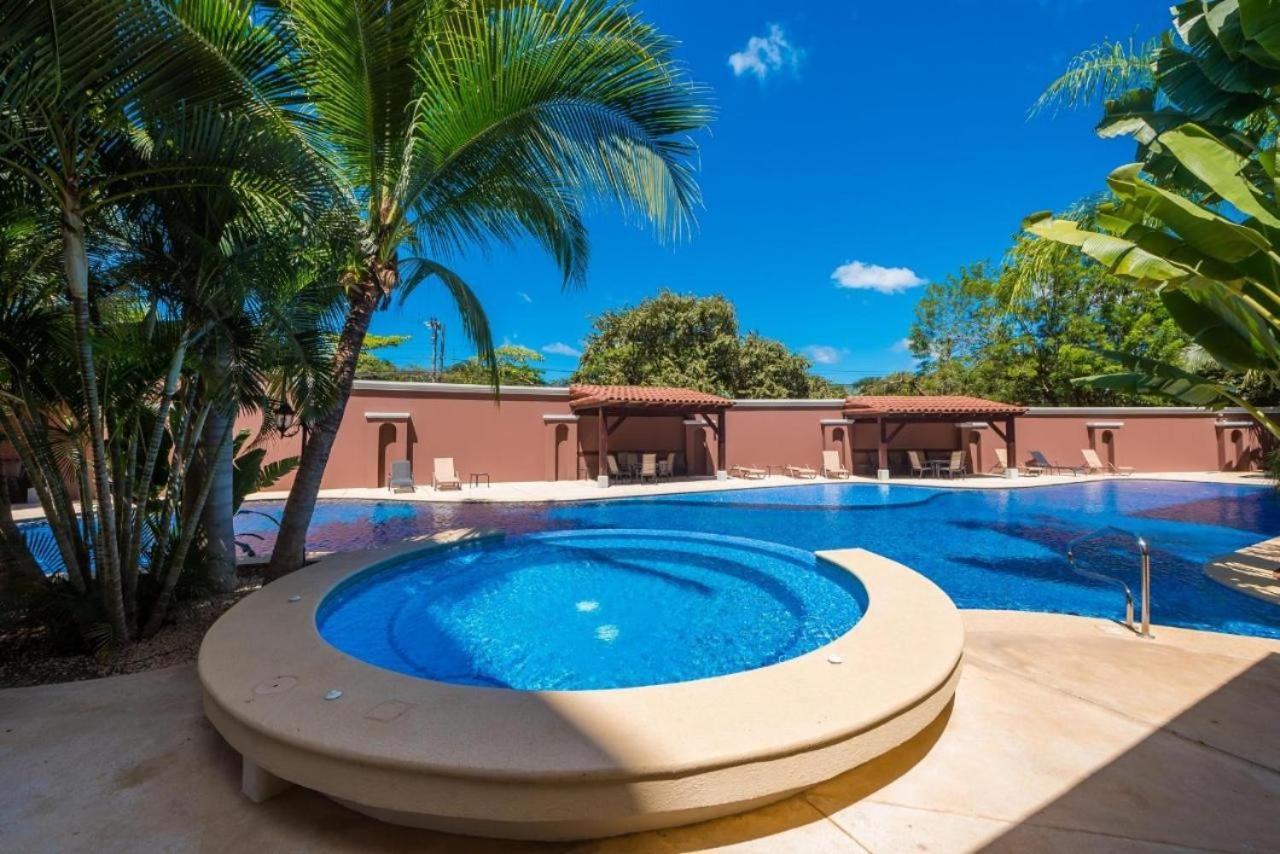 Tropical Luxury 2bdr - Pool View - At The Apartment Tamarindo