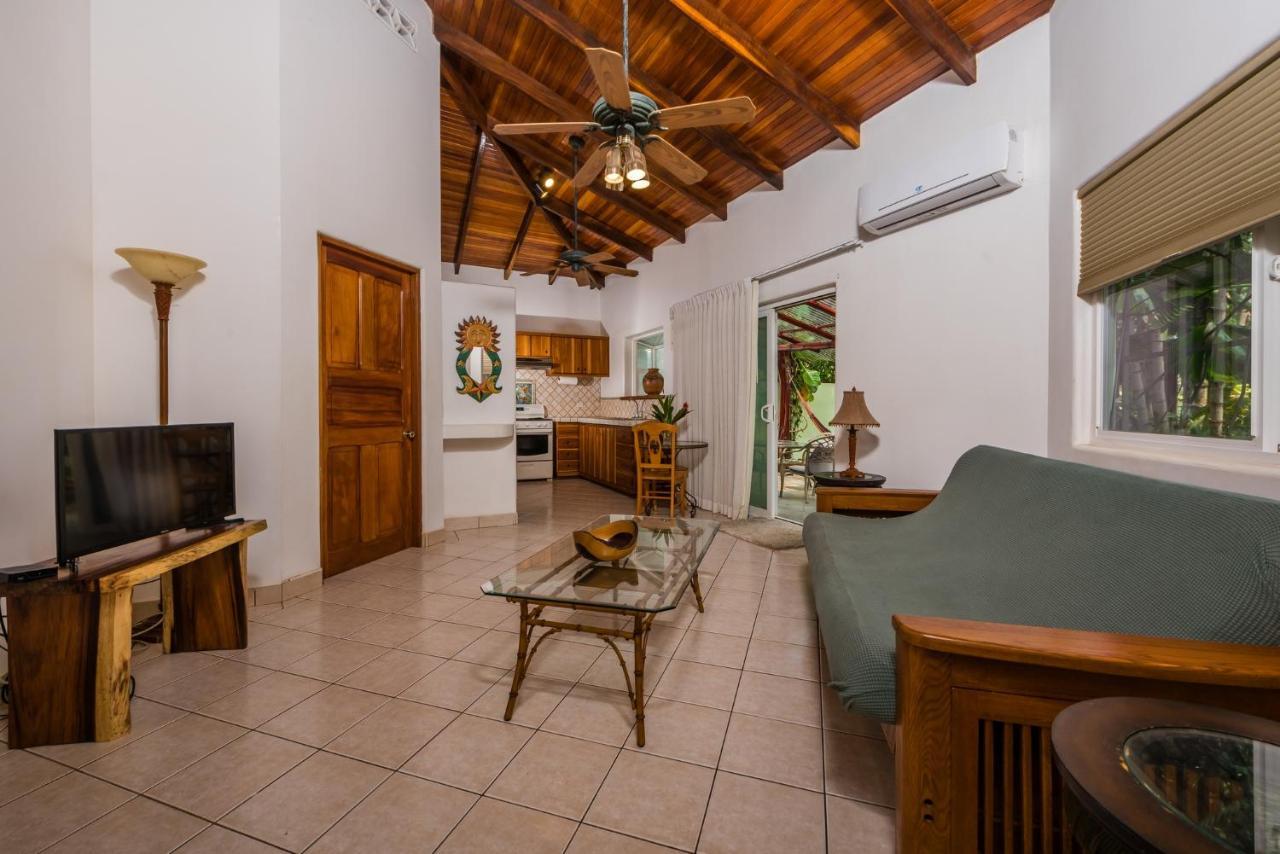 Del Mar Aparthotel Tamarindo