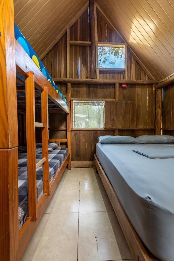 Hostel Pura Vida Mini Santa Teresa *