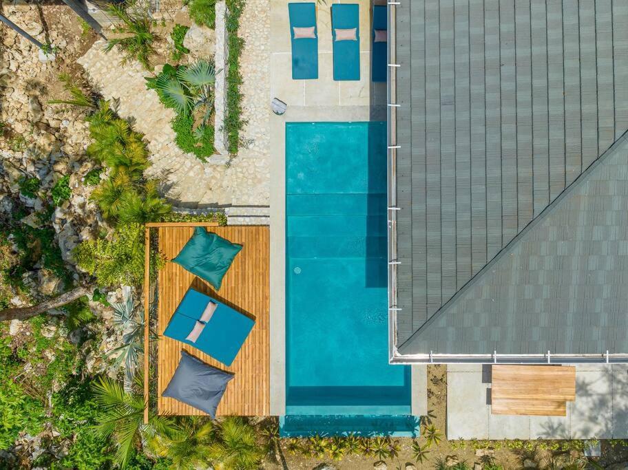 The L Design Villa *