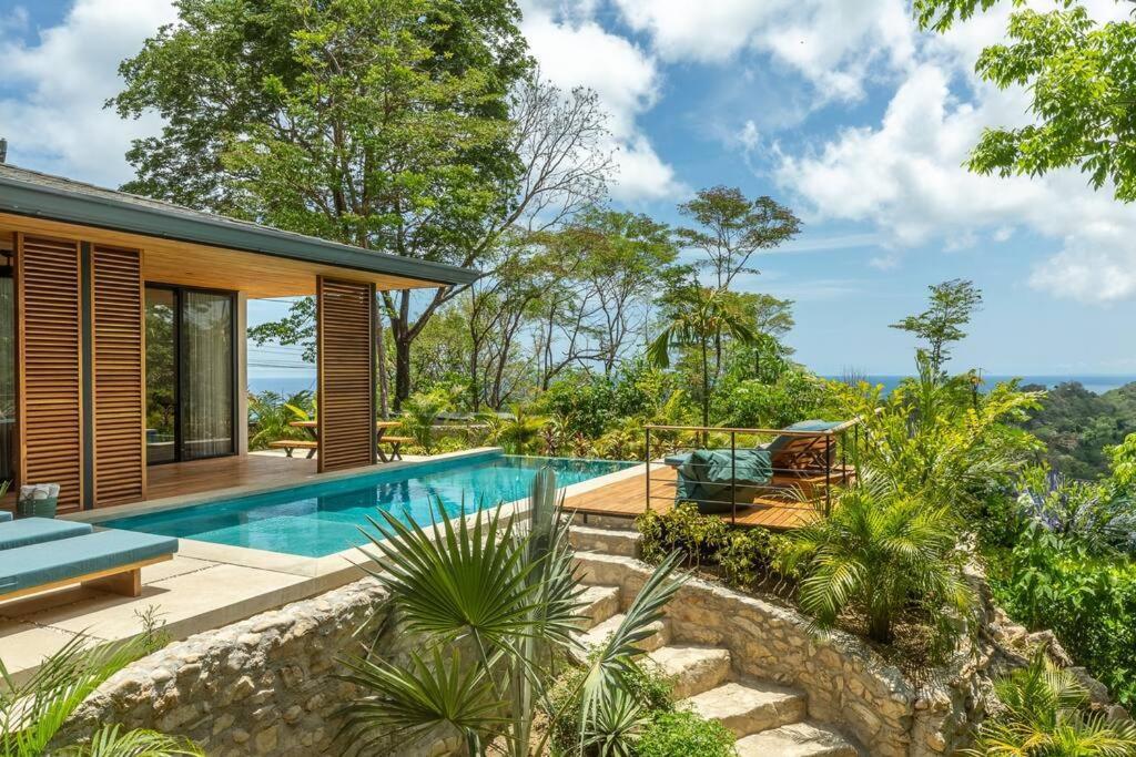 Villa The L Design *