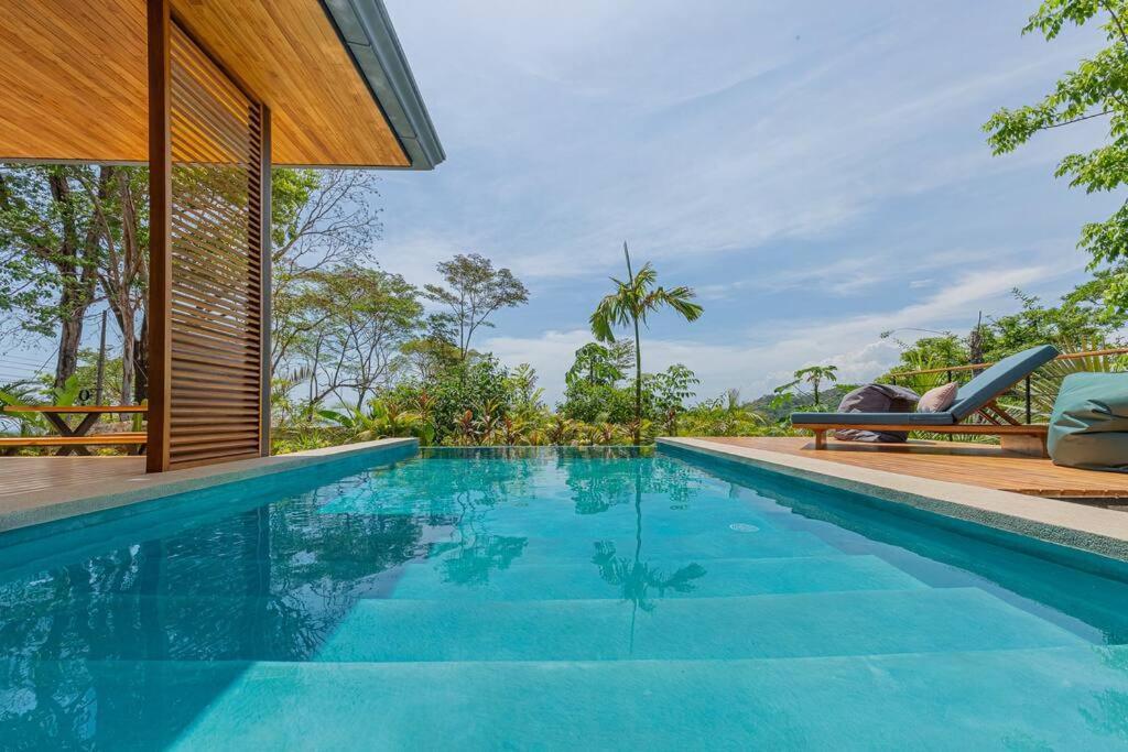 Villa The L Design Carmen (Puntarenas)
