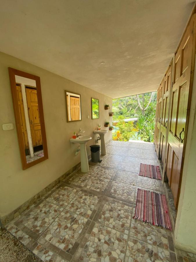 Hostel Pura Vida Mini Santa Teresa