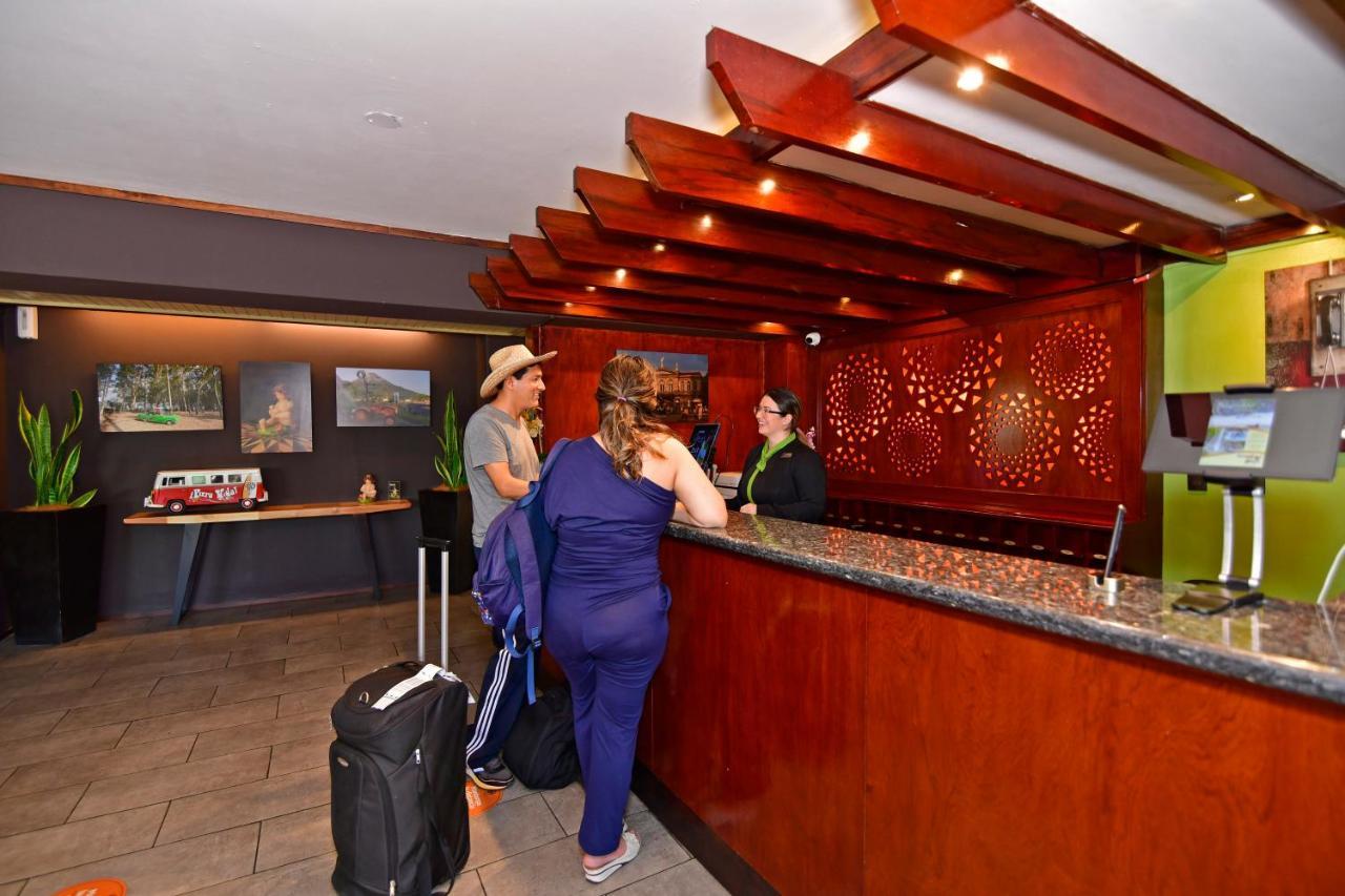 Autentico Hotel 4*