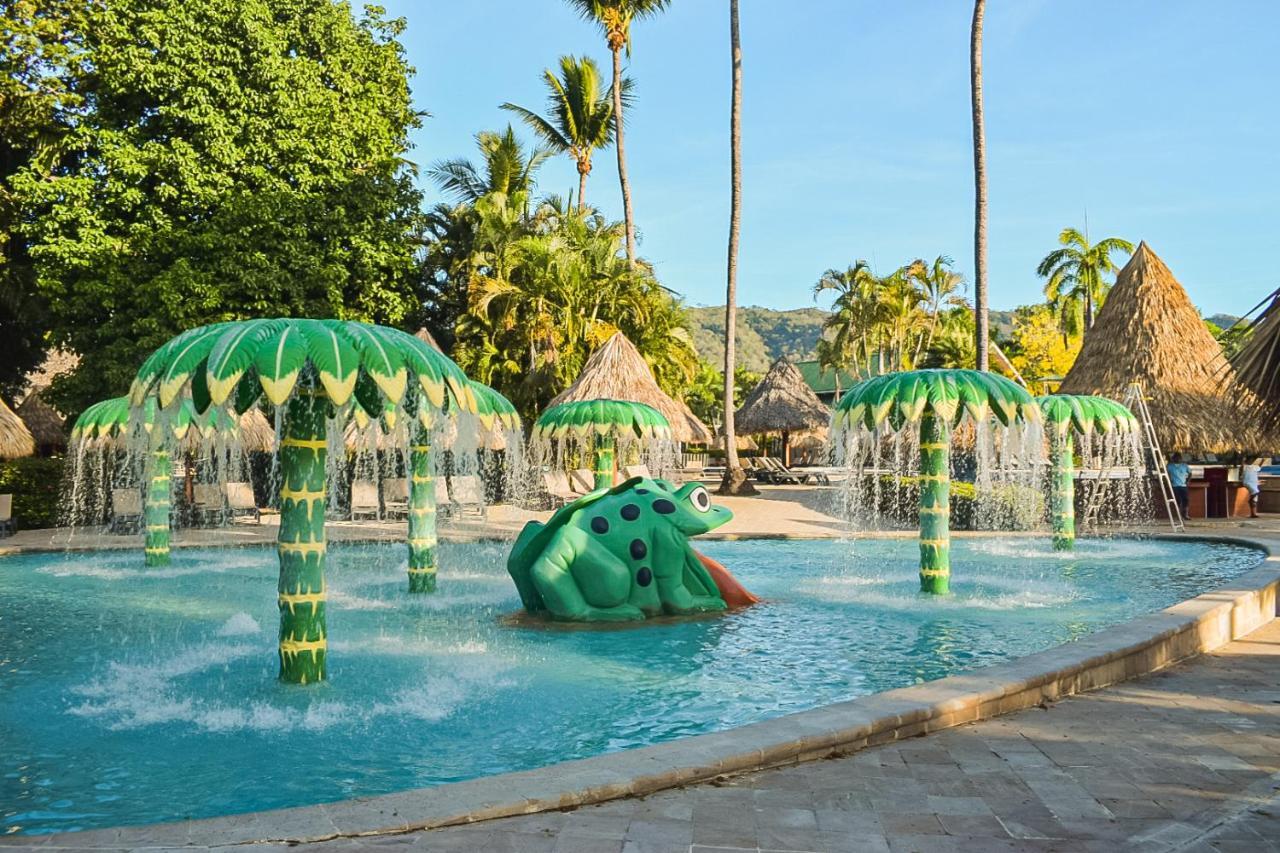 Barcelo Resort