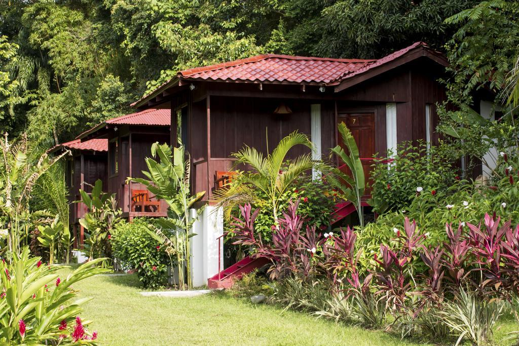 Manuel Antonio Hostel Resort Manuel Antonio