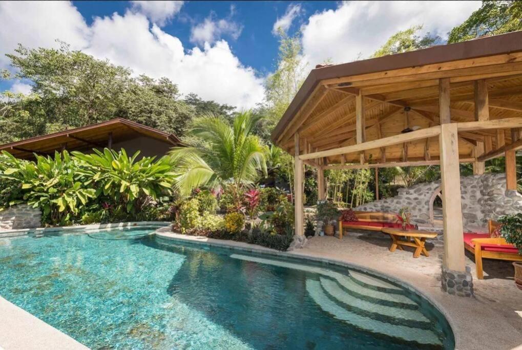 Tortuga Premium Riverfront Jungle With Jacuzzi And Pool * Uvita