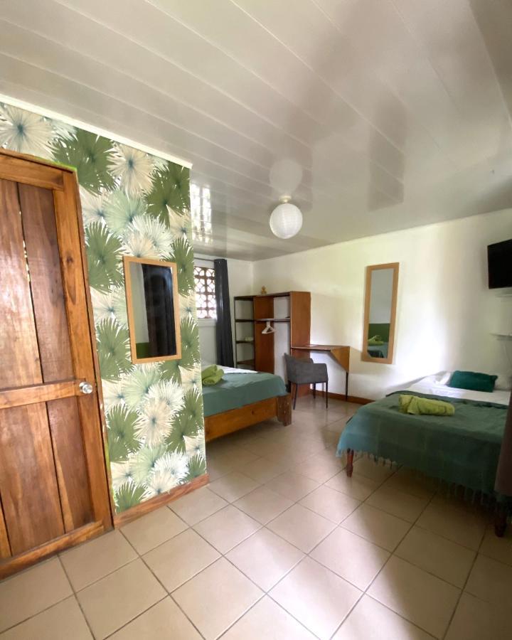 Cabinas Guest house *