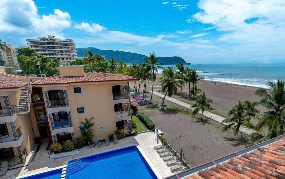 Beachfront Bahia Encantada L1 Jaco