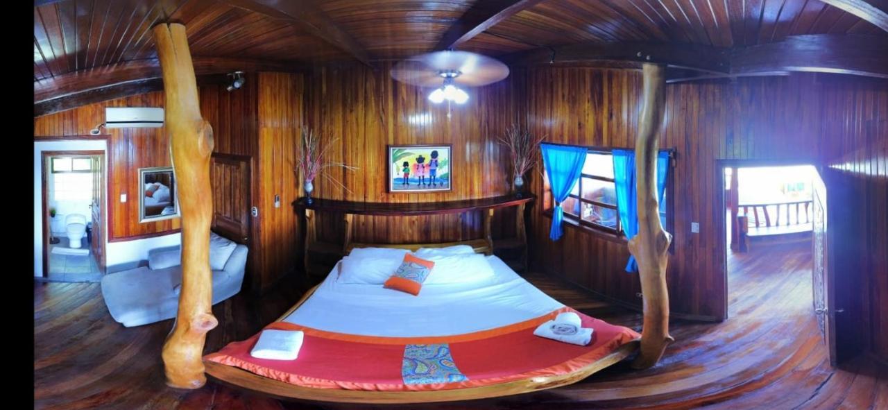Hotel La Isla Puerto Viejo de Talamanca