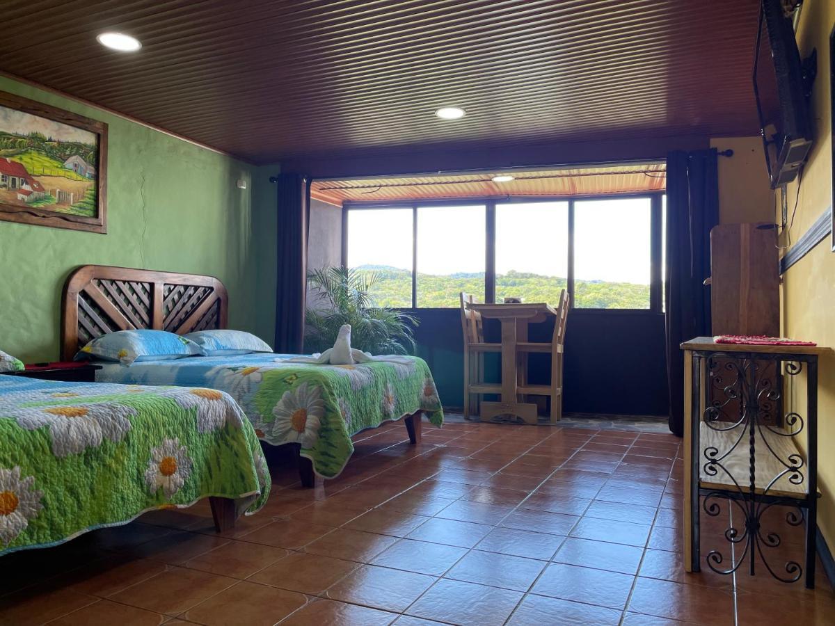 Hostel Cabinas Vista Al Golffo